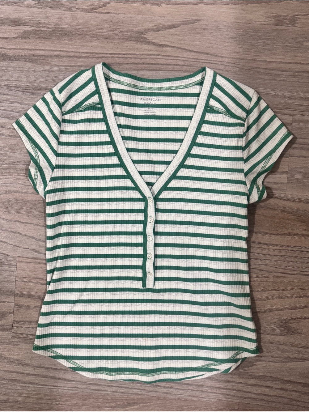 American Eagle Green Stripe Ribbed Henley Top Large L Fitted Short Sleeve